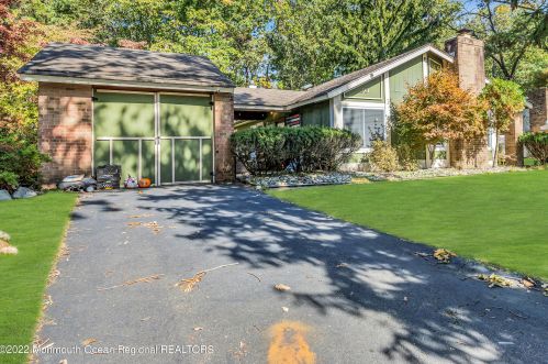 30 Birmingham Dr, Jackson Twp, NJ 08527-2628