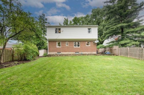 6975 Bramble Hill Dr, Cincinnati OH  45227-3260 exterior