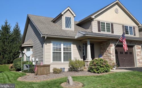 67 Gentleness Dr, Ephrata, PA 17522-9106