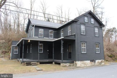 2250 Hollinger Rd, Lancaster, PA 17602-4726