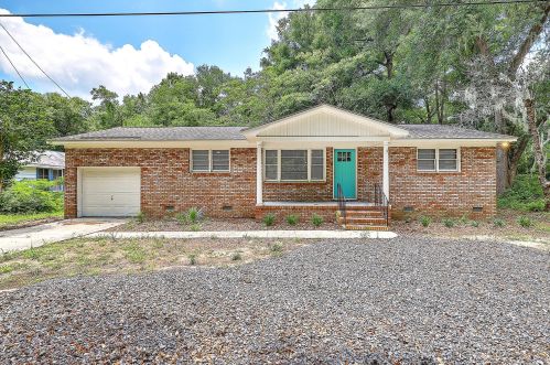 1926 River Rd, Johns Island, SC 29455-8802