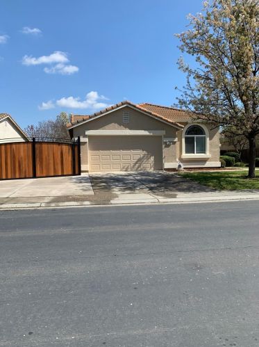 5818 Livorno Way, Elk Grove, CA 95757-3071