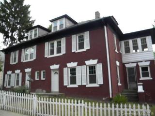 222 Pine St, Waterbury, CT 06710-1710