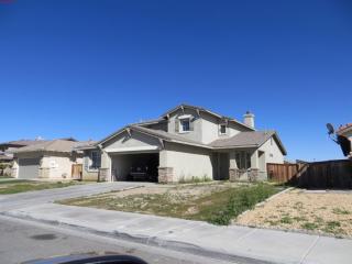 15031 Dragon Tree Dr, El Mirage, CA 92301-3784