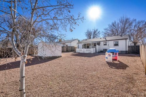 914 Alexander Cir, Pueblo CO  81001-2015 exterior