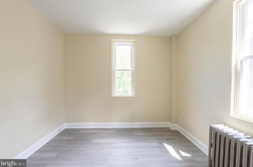 1649 Hunting Park Ave, Philadelphia PA 19140-2826 exterior