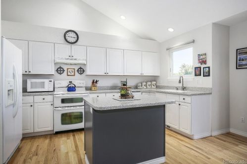 1515 Richfield Way, Denver CO  80017-5273 exterior