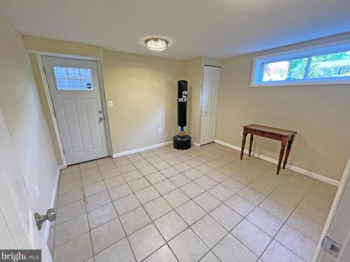 11802 Charles Rd, Silver Spring MD 20906-4606 exterior