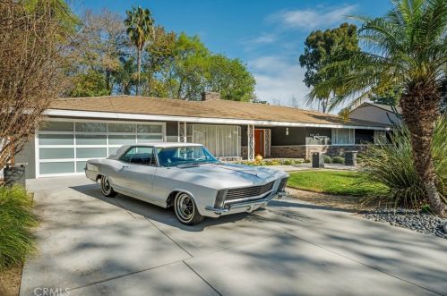 1107 Riviera Dr, Santa Ana, CA 92706-1531