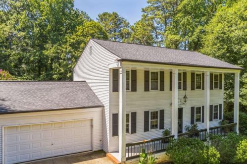 3020 Canton Hills Dr, Marietta, GA 30062-6746