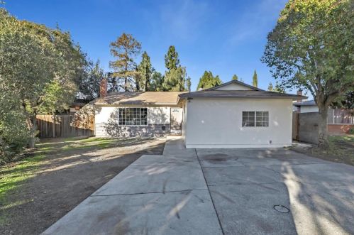 876 Turley Dr, San Jose, CA 95116-3564