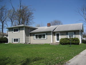 980 Crst Ave, Addison IL  60101 exterior