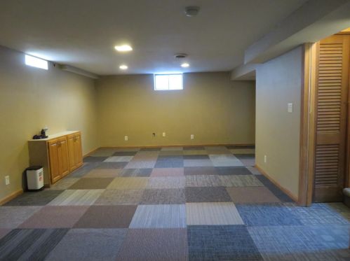1377 Ames Ave, Saint Paul MN  55106-3518 exterior