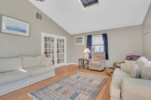 618 Manetta Dr, Point Pleasant Beach, NJ 08742-3023