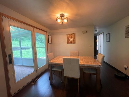427 Park St, La Crescent, MN 55947-1166