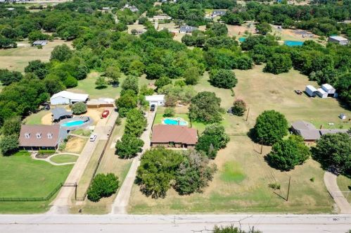 6311 Grauton Dr, Midlothian, TX 76063-5249