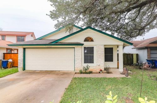 10707 Carovilli Dr, Austin, TX 78748-2356