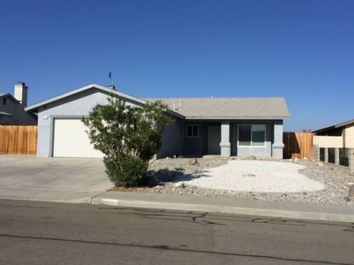 421 Ashton St, Ridgecrest, CA 93555-6402