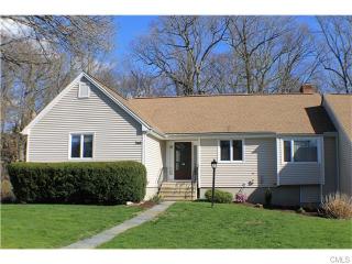 346 Navajo Loop, Huntington CT  06484-2852 exterior