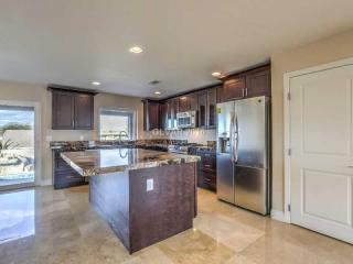 310 Long Acres Dr, Henderson NV  89015-8118 exterior