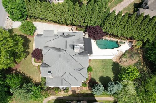 4737 Dudley Ln, Atlanta GA  30327-3306 exterior