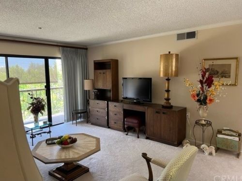 13650 Del Monte Dr, Seal Beach, CA 90740-6723