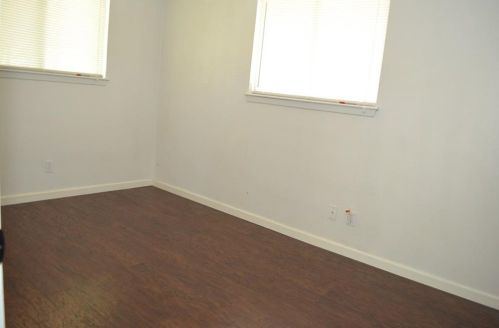 300 Canion St, Austin TX  78752-4110 exterior