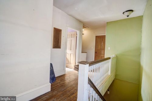 437 44 St, Philadelphia PA 19104-2910 exterior