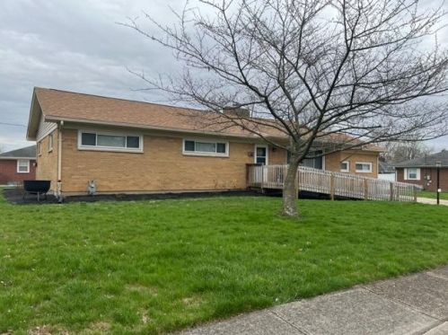 2622 Home Orchard Dr, Springfield OH  45503-2342 exterior