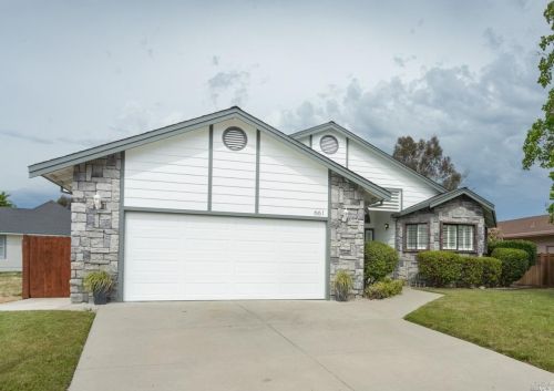 661 Whitney Ct, Vacaville, CA 95687-3466