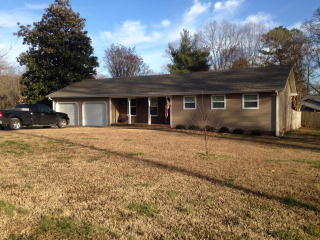 1092 Beaverdale Rd, Dalton, GA 30721-7563