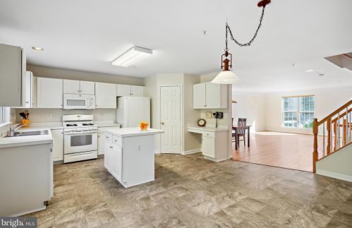 1804 Carters Grv Dr, Silver Spring MD 20904-6625 exterior