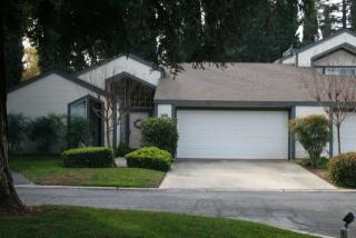 4474 Palm Ave, Fresno, CA 93704-3639