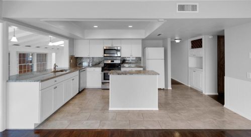 3310 Flagstone Dr, Garland TX  75044-5883 exterior