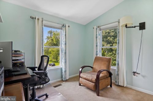 2 Sonata Ct, Silver Spring MD 20901-5064 exterior