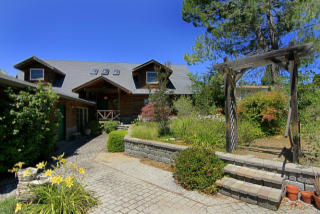 390 Channel Hill Rd, Auburn, CA 95603-3138