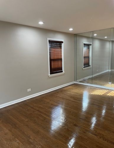 208 142nd St, Dolton, IL 60419-1108
