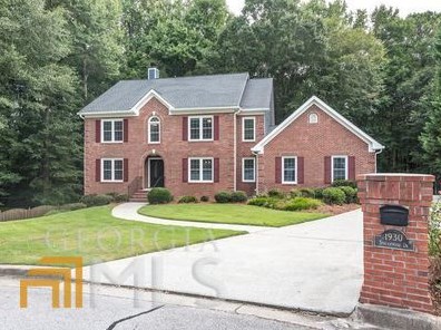 1930 Streamwood Dr, Loganville, GA 30052-5420