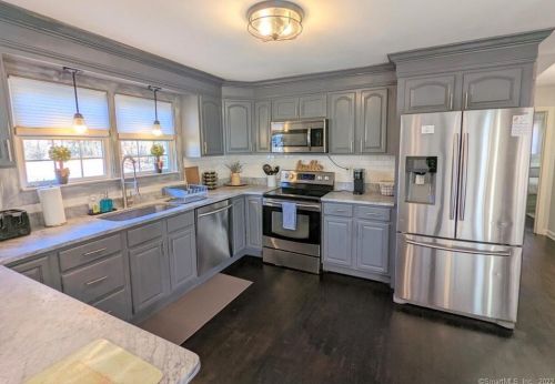 39 Granby Rd, Granby, CT 06035-2103