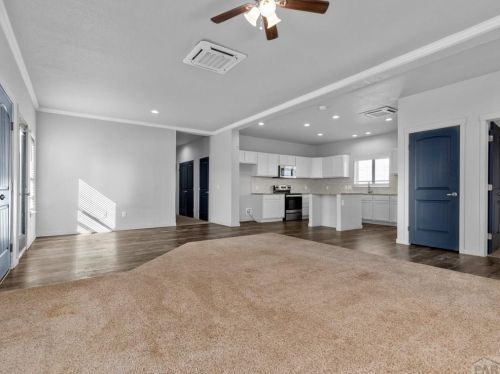 1433 Dailey Dr, Pueblo CO  81007-1239 exterior