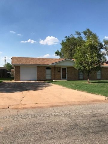 418 Cherry St, Fairview, OK 73737-1119