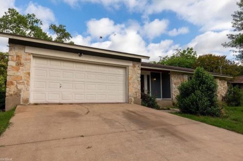 11506 Blue Spring Way, Austin TX  78753-2807 exterior