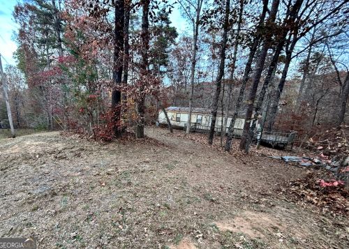 221 Thrasher Dr, Toccoa, GA 30577-9616