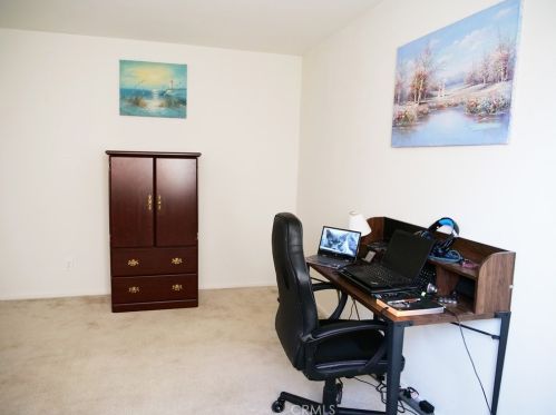 43113 Homestead St, Lancaster CA  93535-4837 exterior