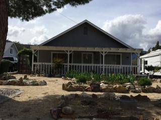 147 Salaine Dr, Bodfish, CA 93205-9794