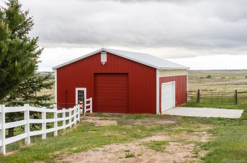 512 Meadow Station Cir, Parker CO  80138-4450 exterior