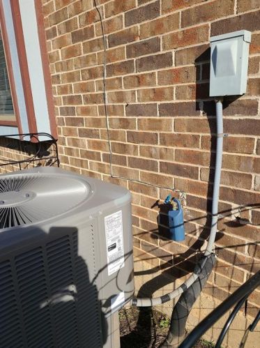 444 Little Fox Ln, Fort Worth TX  76108-4076 exterior