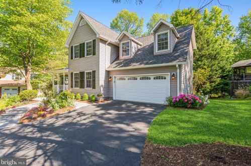 13619 Bridgeland Ln, Clifton, VA 20124-2302