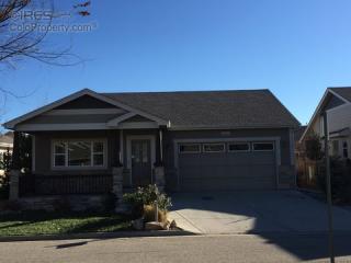 660 Torreys Peak Ln, Longmont, CO 80513-3817