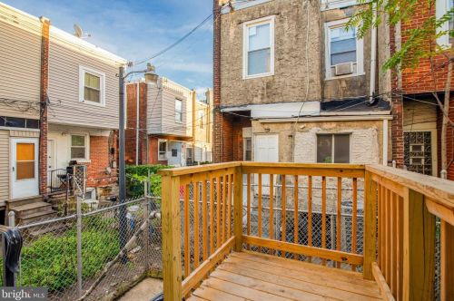 5910 Chancellor St, Philadelphia, PA 19139-3826